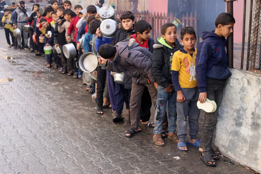 Food Aid & Essentials for Families in Need: A Lifeline for Gaza’s Hungry